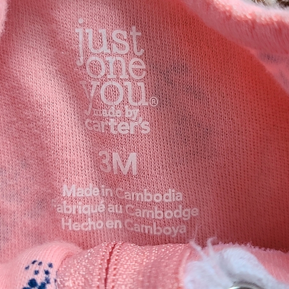 Baby 0-3 month lot of 2 girl one piece sleeper. - Picture 5 of 5